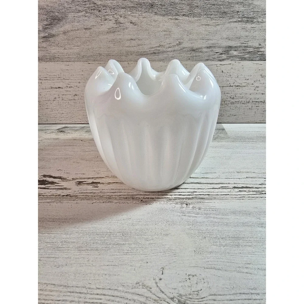 Vintage White Milk Glass Ruffled Rim Ribbed Vase Planter 4.5‎ Inch MCM Decor